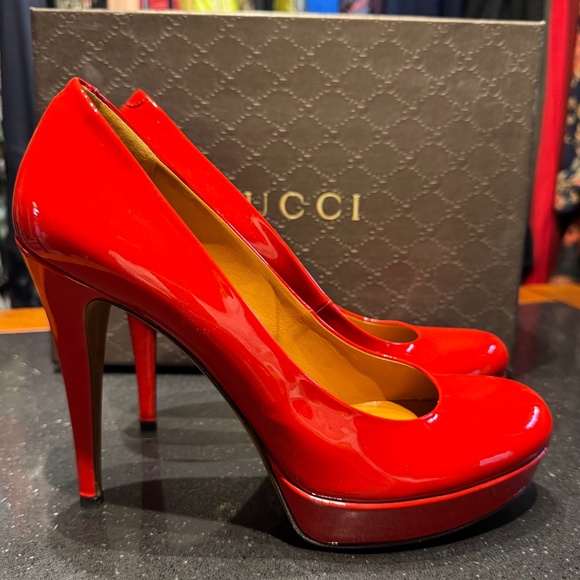 Gucci Vernice Crystal Platform Pump in Tabasco - Picture 1 of 13